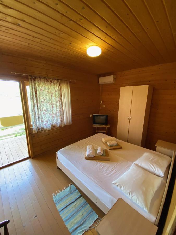 Hotel Kistrik Gudauta Esterno foto